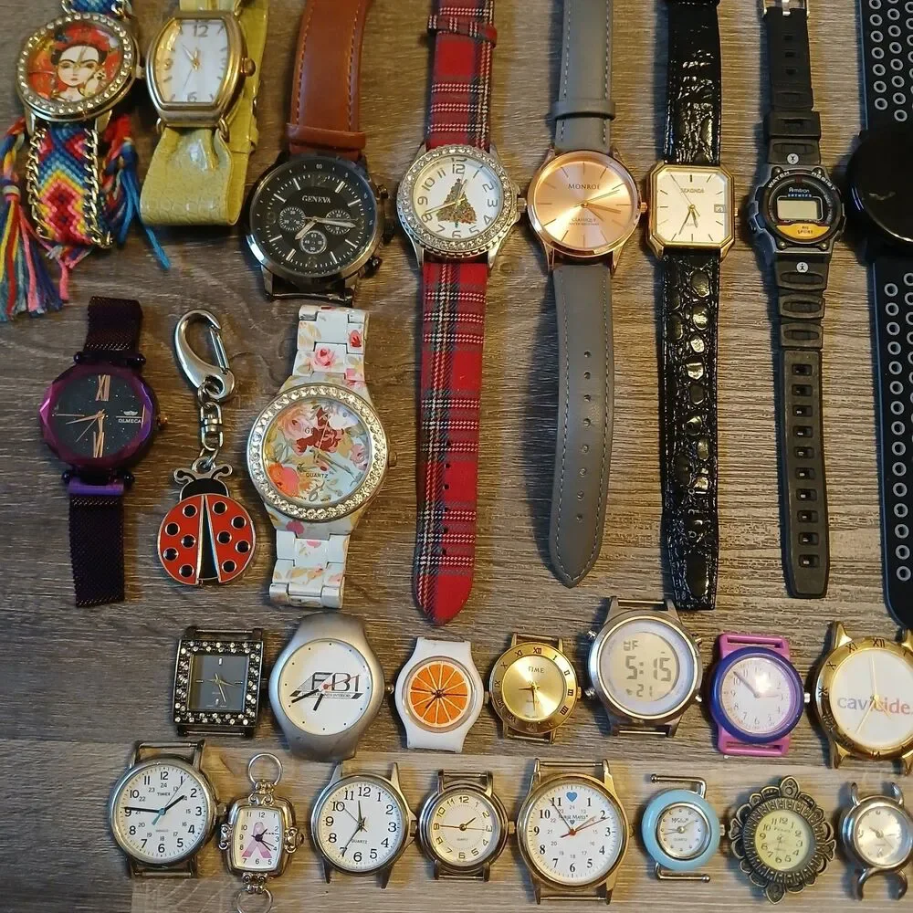 Watch Lot of 50+ Mixed Brands Vintage & Modern Parts/Repair/Craft Untested - A9